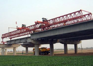 Кран на козлах пусковой установки луча ДжКГ400т-40м для моста и шоссе