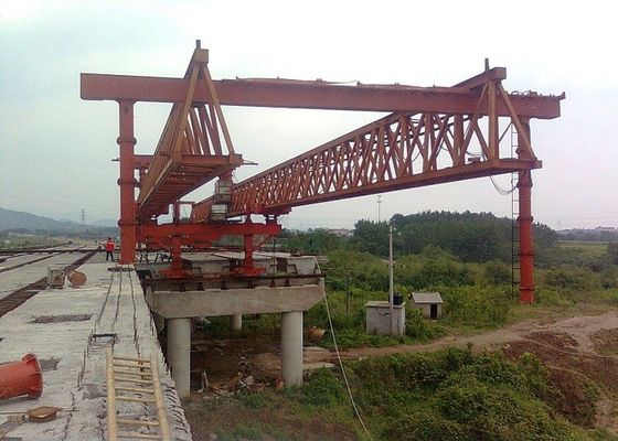 пусковая установка луча 300т-40м для строительства моста в Индии